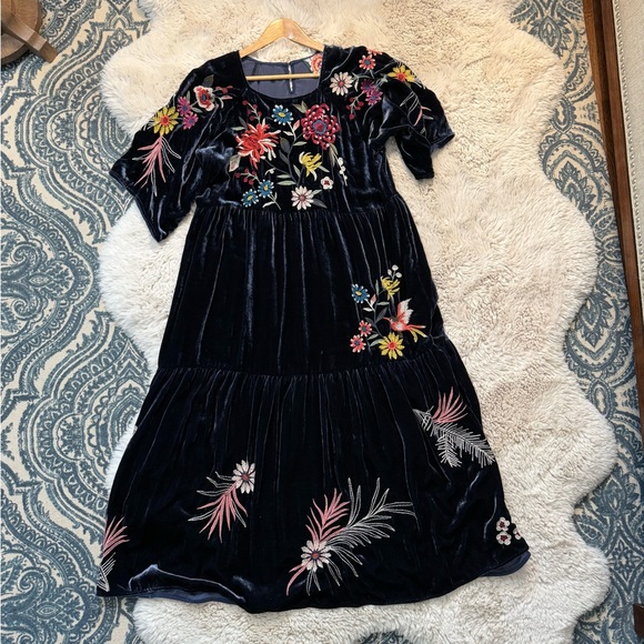 Johnny Was Tiarei Velvet Regan Dress large floral embroidered - Picture 14 of 17